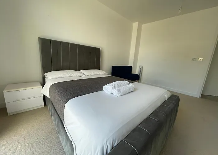 Riverside Rooms And Apartments